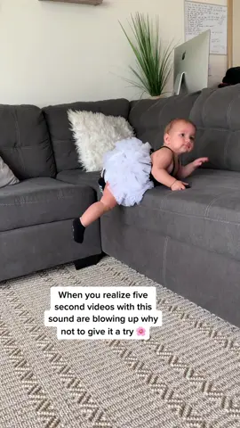 Myla learned how to get down of the bed safe 👏 #trends #cutenessgirl #babytok #kidsoftiktok
