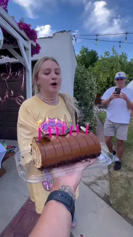 another beautiful trip around the sun ☀️ thanks for all the bday wishes!! 🌸