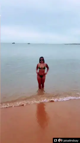 Olhei pra ela .. 👀