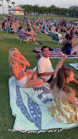 halsey concert with the gang 😋