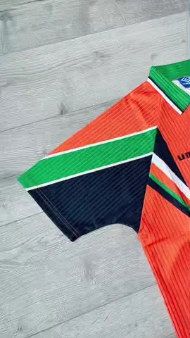 Ireland 1997/98 away🍊🇮🇪 #ireland #retrojerseyeire #retro #jersey #eire  #coybig #football