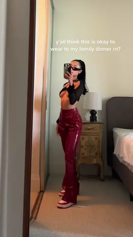 praying the top doesn’t move lmao #fashion #OOTD