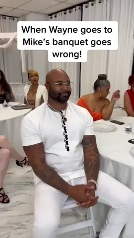 When Wayne goes to Mike’s banquet goes wrong!#god #jesusispoppin #jesusbeenpoppin #kountrywayne #letthatsizzleinyourspirit #helpisontheway #Love