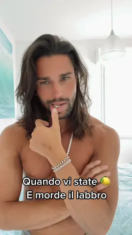 Con delicadeza... o forse no ! 🔥 #beso #bacio #perte #neiperte #delicadeza #parati