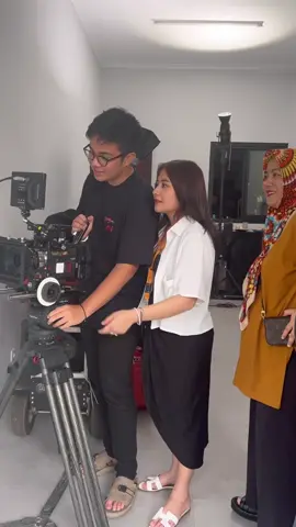 A Day In My Life! ❤️ selalu semangat kerja di belakang layar 🤗