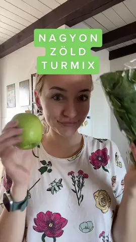 Szoktál inni TURMIXOT? Ha igen, milyet?🍌🍓🥝🫐 #turmix #turmixrecept #zöldturmix #spenót #alm #kivi #növényitej #vegan #egeszseges #cukormentes #gyors #gyorsreggeli #magyarsminkes #sminknelkul #magyar #nekedbee #cukkini #mindenegyben #egeszsegesreggeli #finom #vitaminok