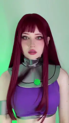 :) #starfire #cosplay original: @Yar