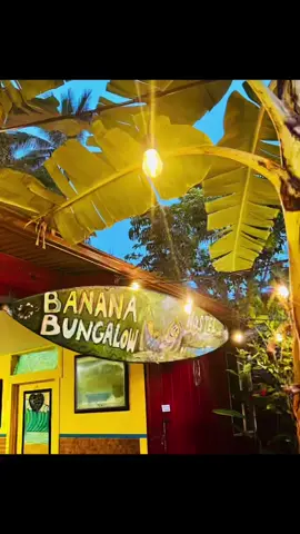 First solo trip was a success. So thankful for all the amazing people I met during my trip. ❤️ #solotravel #maui #hawaii #bananabungalow #hostel #hostelvibes #travel
