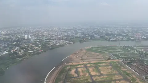 Hạ cánh xuống sân bay Tân Sơn Nhất  tp Hồ Chí Minh #landing
