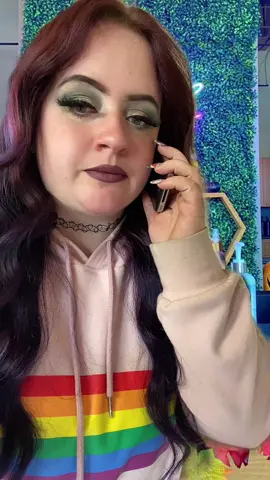 #greenscreen #fyp #foryoupage #hair #hairstylist #karen #hairtok