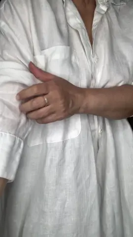 Showing some of my beautiful linen tunic dresses for spring/summer 🤍 COMFORTABLE 🤍 BREATHABLE 🤍 SUSTAINABLE 🤍 #OOTD #casualstyl #minimalstyleoutfit #streetstyleinspo #linendress #zara #dailyoutfits #fashionblogger #comfortableclothes