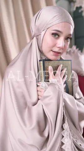 Mukena Premium Al-Mecca Daily Shanum #mukena #mukenaalmecca #mukenahcantik #mukenapremium #mukenaamplop #mukenacheck #mukenacantik #mukenatravel #mukenasilkypremium #mukenahtraveling #mukenah #mukenadewasa #mukenahdewasa #fyp #fypシ