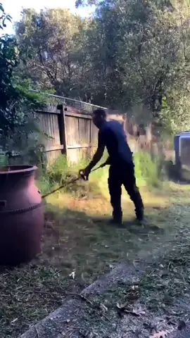 Clean-up 😎 #fyp #cleanup #lawn #nathanslawnsandgardens #tiktok #Home #cleaning #grasstok #DIY