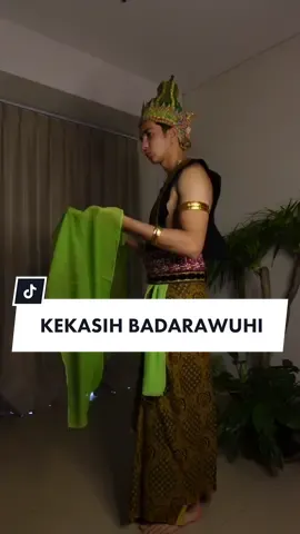 Badarawuhi yang telah menghilang lama dari kayangan, sang kekasih pun merindukannya #kkndesapenari #gayaditiktok #fashion #outfit
