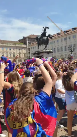 Culers in Turin 😍 #fcbarcelona #barçaontiktok #barça #championsleague #fans #culers