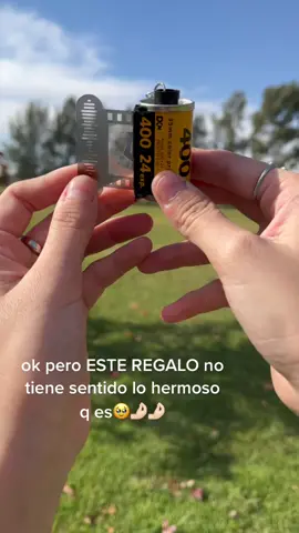 encima en argentina🤌🏻🤌🏻🤌🏻 #novios #regalo #lentejas #buenosaires #argentina #fotografia #analog #analogphotography Llavero rollo de fotos