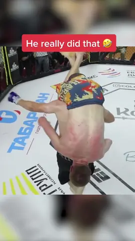 What move is that? 😅 #mma #dancing #funnymoments (via colosseum_mma/IG)