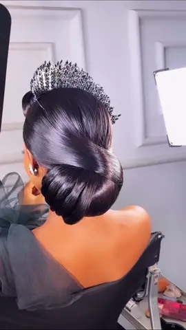 Love the final look 😍😍😍#foryou #hairstyles #fyp #wigtutorial #hairtok #sleekhair #wig #blackgirltiktok #bridal #hdlace #wigs #straight