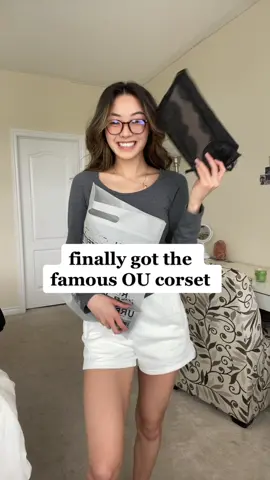BUT WHY IS SHE SO EXPENSIVE💔😫 #urbanoutfitters #corset #uo #fashion #style