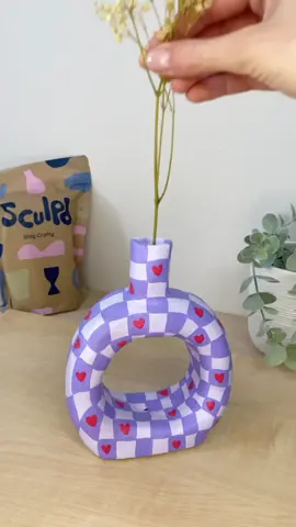 A perfectly glazed donut vase 🍩🤩 #pottery #ceramics #DIY #pinterestaesthetic #airdryclay #tiktokmademebuyit #donutvase #potterykit #potterytiktok