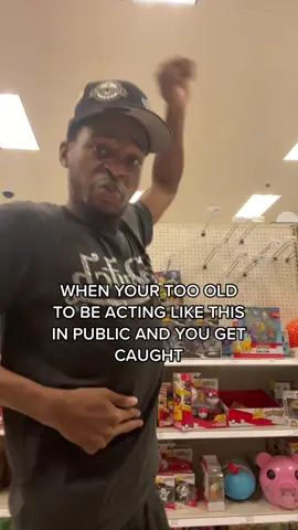 I BE IN TARGET BUGGING OUT 😂😂😂😂 #fyp #fypシ #xyzbca