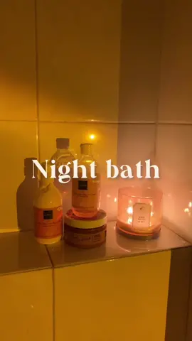 Night bath bareng kecintaan aku @Scarlett Whitening Official