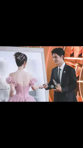 อยากเห็นพี่ๆทั้งสองยืนข้างๆกันทุกงานรับรางวัล💜💜❤️❤️ #จ้านจื่อ #หยางจื่อ #เชียวจ้าน肖战 #yangzi #xiaozhan #อย่าปิดการมองเห็น #tiktok #ขื้นฟีดเถอะ