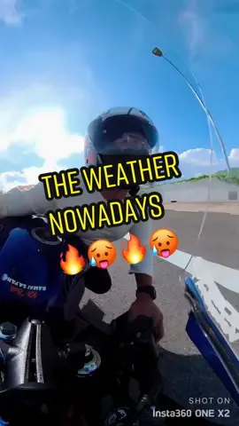 Clear road. Warmed up tyres. 1 thing in mind ; Ice Cold Fanta. This weather in kurta 🥵🫠🔥 #petrolrun #jb #biketok #masukberanda #sgtiktok #zxybca #zxycba #zxycba #yamaha #insta360 #capcut #sgbikers #motovlog #tiktoksg #tiktokmalaysia #fyp #fypシ #fypdongggggggg #fypage #foryoupage #foryou