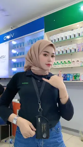 kalo semua jd bidan, nanti yg nglayanin km beli oppo siapa? #oppo #promotoroppo