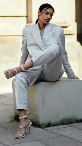 @Karen Bueno on her first shooting in Germany by @MODELWERK / Karen Bueno em seu primeiro shooting na Alemanha pela ModelWerk. #shooting #germany #fashion #hamburgo #modellife #takeagency