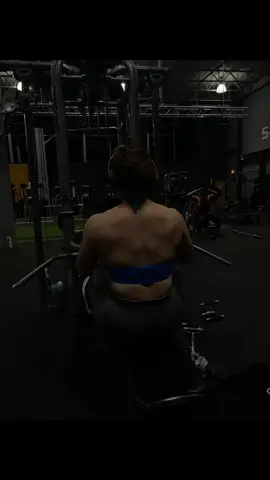 I liked this one better 😜 #backgains #GymTok