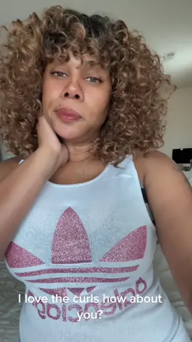 Loving my curls #glam #curls #moneyisourgoal