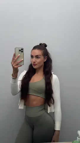 Gym wear foreverrrrrr mwahaha #gymgirl #gym