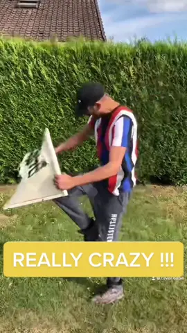 tant qu’elle n’a pas percé 😂😂je la re POST !!! 😂😂 #tuvoioupa #crazy #fou #pourtoi #rire_tiktok #humour #artistsoftiktok #viral