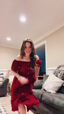 Because I ate some salsa earlier, it made me feel like doing a #salsadance! Dance with me! This song always makes me dance! #elcarnaval #latin #dance #FrunktheBeat #fyp #fypシ #dancingchallenge #dancechallenge #danceyourheartout #explore