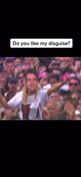 I do actually have that t shirt #bigweekend #coventry #edsheeran #gregjames #gregsheeran