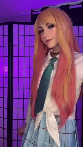 Which outfit do you prefer? 😘🖤