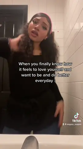 It feels so great. #fyp #fy#FindYourEdge #nyc#femsoftiktok🏳️‍🌈 #lgbt