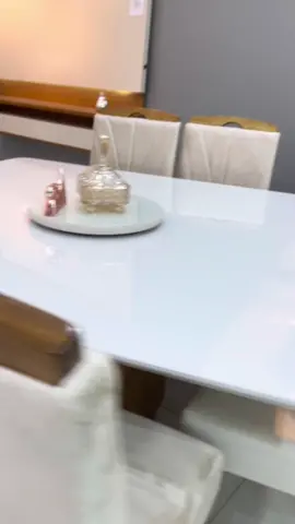 Mesa de Jantar com 8 cadeiras madeira Maciça #vempraclube #mesadejantar #moveis #mesa8lugares