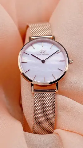 Petite Melrose #danielwellington #dw #dongho #donghonu #donghochinhhang