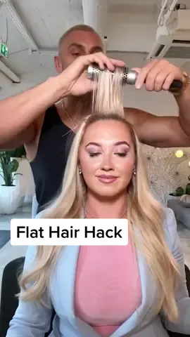 Yes it can be used on wet & dry hair 🫶🏻 @colorwow.hair @Chrisappleton1 #volumehair #hairhacksandtips #hairtok #volumehairhacks