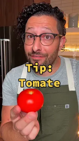 #UnCookingTipAprende a cortar tomate en cuadritos de esta fail manera // Learn how to dice Tomatos with these easy stepsComparte este video con quien lo necesita // Share this video with those who need it#andrescooking #kitchentips #kitchentricks #tomatos #tomatoes #tomate #trucos #tomates