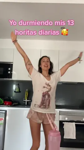 Lo admito, me encanta dormir 😝 #comedia #comediaenespañol #comediaentiktok #gracioso