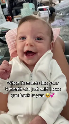 I know it’s just baby sounds but my heart legit melted 😍❤️ #babysoftiktok #babysounds #babytok #babytiktok #MomsofTikTok #momlife