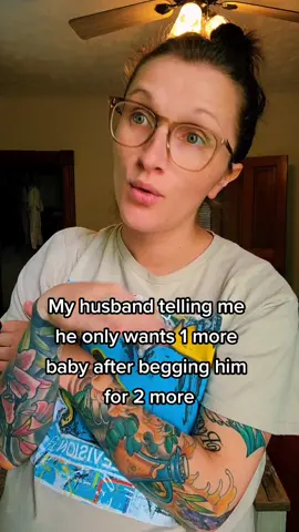 It be like that💁‍♀️ #fyp #foryou #couplecomedy #pregnant #pregnancy #pregnancytiktok #momtok #MomsofTikTok #twinpregnancy #twins #humor #funny #thirdtrimester #husbandandwife #momlife #babyfever