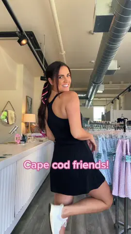 CAPE COD FRIENDS!!! My store in @MashpeeCommons is open this weekend, Friday - Sunday and our full activewear collection is stocked there! If you want to try it on in person, be sure to go shop!! Located at 48 Market St. #capecod #capecodshopping #capecodgirl #capecodsummer #capecodtravel