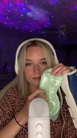 click click click🫠 #asmr #asmrtriggers #sleepyasmr #relax #sleep #calmingsounds #asmrvideo #calm #asmrsounds #eyemask #eyemaskasmr #maskasmr #tapping #tappingasmr