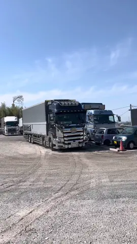 #🌸family🌸 #🌸最高の絆🌸 #玉木紙料 #玉木紙料株式会社 #阪東商店 #日野自動車 #17プロフィア