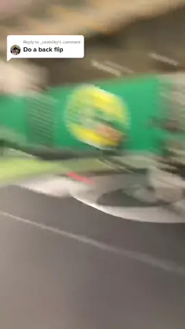 Reply to @_realsilky I can’t 🤣 #nigeriantiktok🇳🇬 #backflip #gonewrong