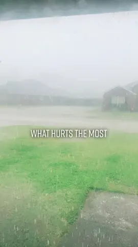 I can take the rain on the roof of this empty house 🏡 #life #rascalflatts #whathurtsthemost #country #countrymusic #throwback #brokenheart
